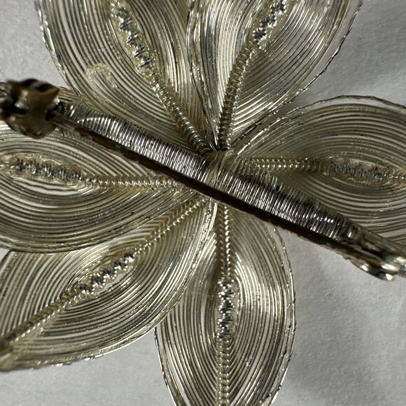 Silver Wire Mesh Six Leaf Flower - Picture 5 of 10